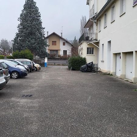 Zen Studio Les Thermes - Challes Centre - Parking Exterior foto